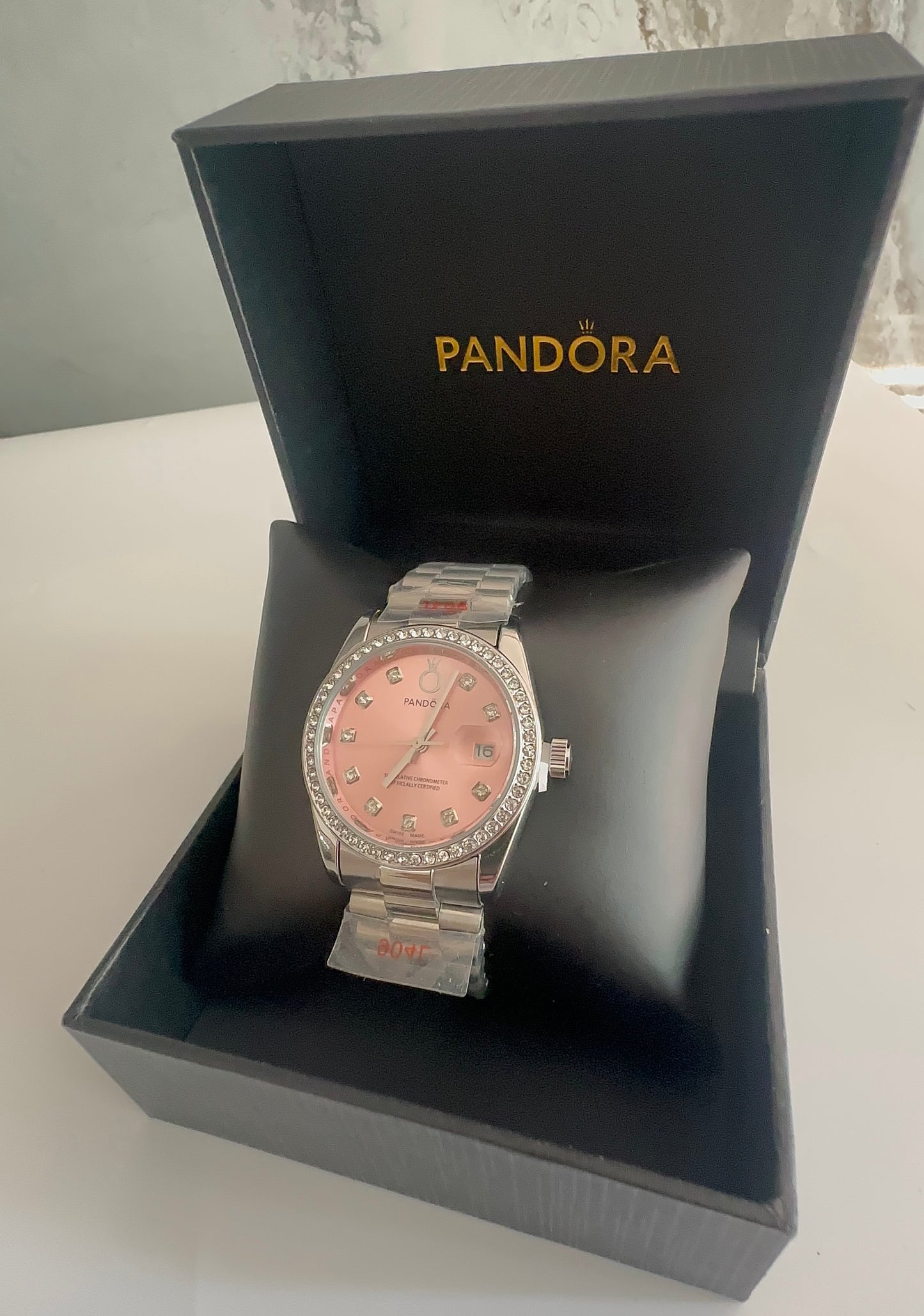 Reloj Elegante en su caja 💎✨